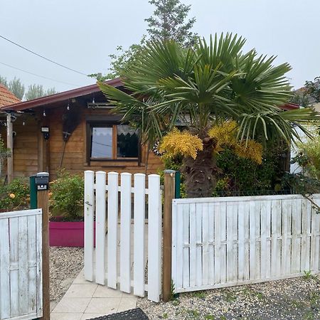 Grand Chalet Tout Equipe 6 Personnes Proche Des Plages Du Debarquement Sommervieu Экстерьер фото