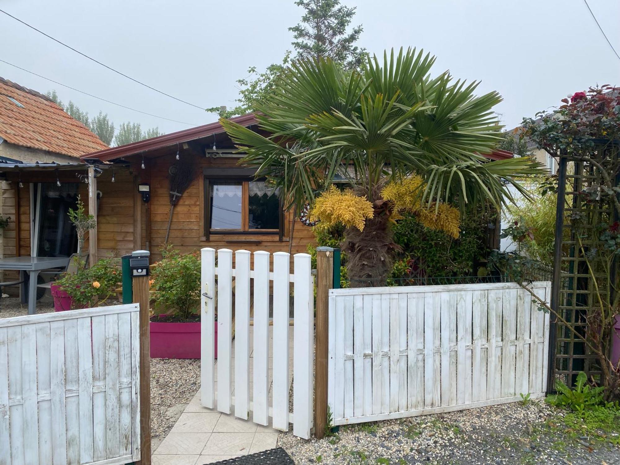 Grand Chalet Tout Equipe 6 Personnes Proche Des Plages Du Debarquement Sommervieu Экстерьер фото